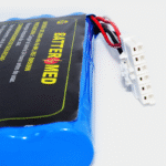 Bateria para Nihon Kohden 12V 3800mAh Ni-MH. Ref BM50096 vista conector